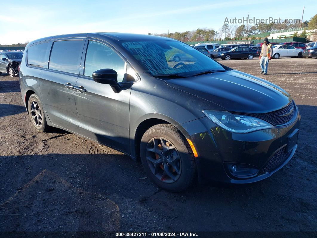 2020 Chrysler Pacifica Touring Черный vin: 2C4RC1FG1LR135409