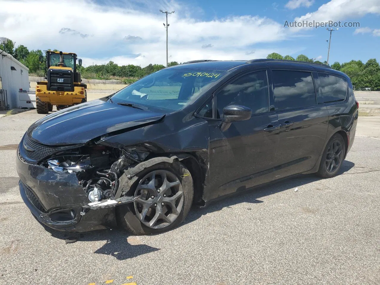 2020 Chrysler Pacifica Touring Black vin: 2C4RC1FG4LR120032