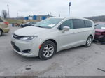 2020 Chrysler Pacifica Touring Желто-коричневый vin: 2C4RC1FG5LR110240