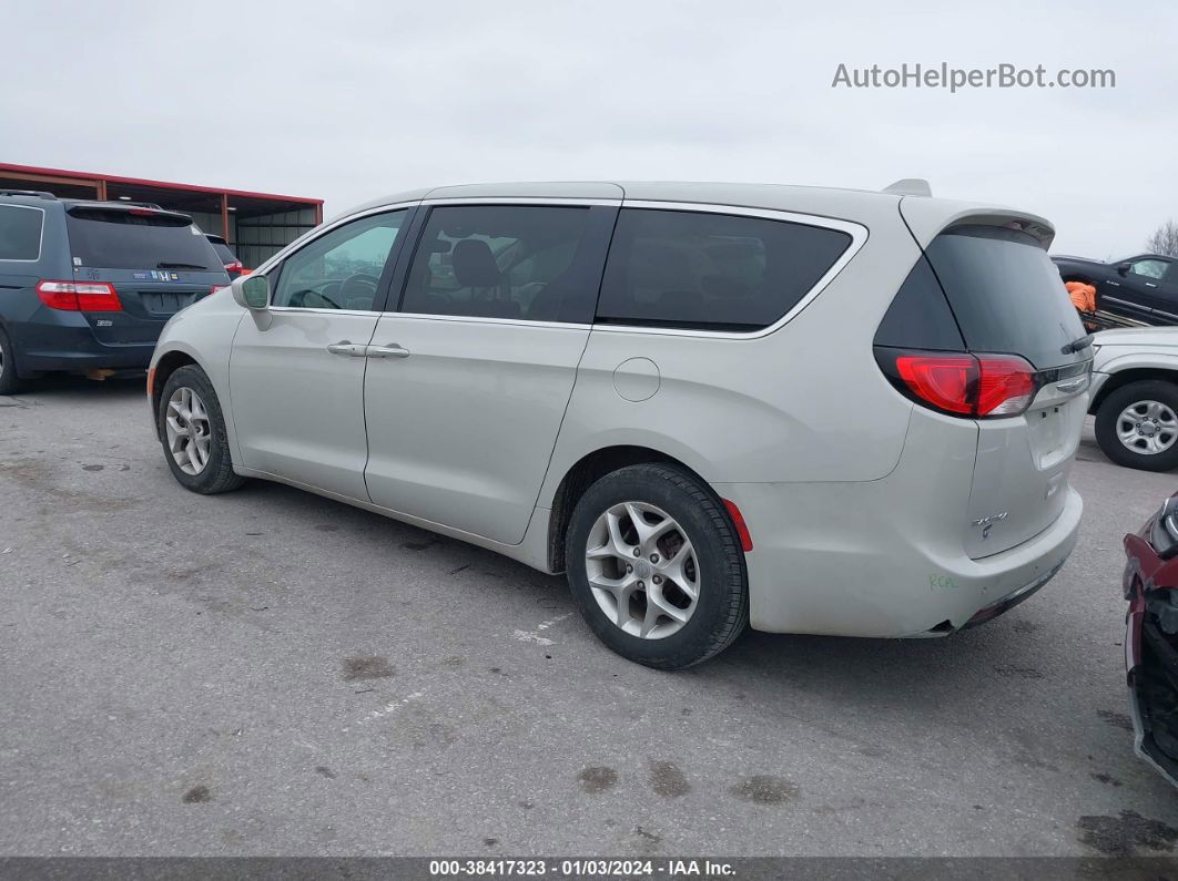 2020 Chrysler Pacifica Touring Желто-коричневый vin: 2C4RC1FG5LR110240