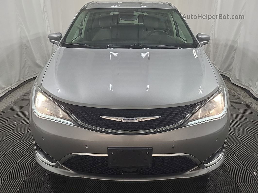 2020 Chrysler Pacifica Touring Неизвестно vin: 2C4RC1FG6LR200383