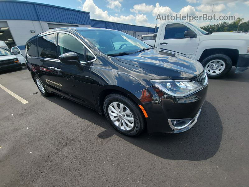 2020 Chrysler Pacifica Touring Unknown vin: 2C4RC1FG8LR136721
