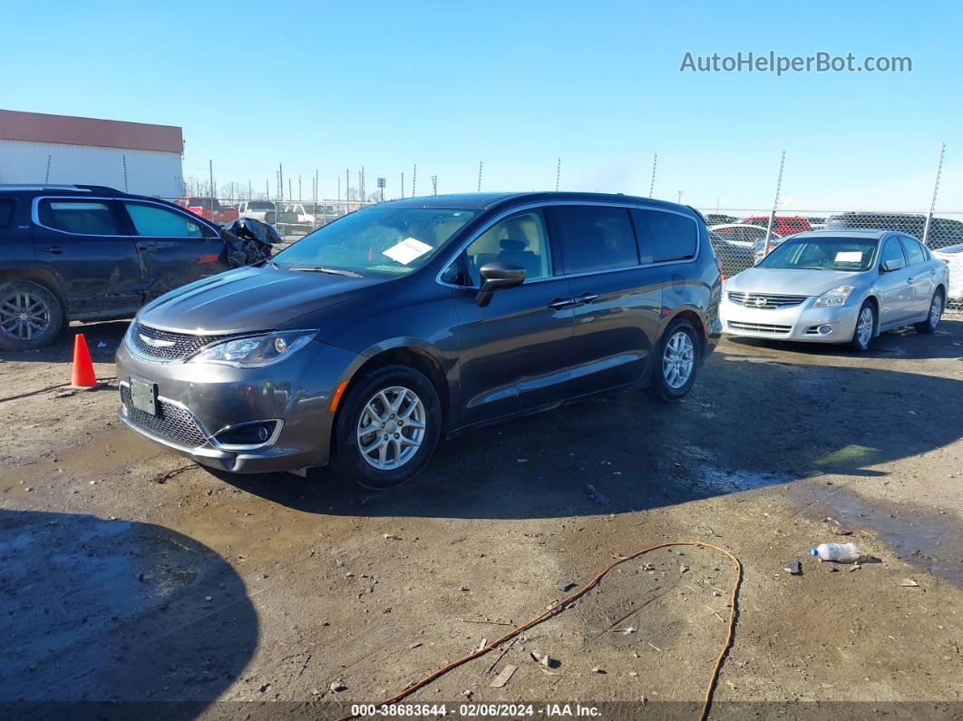 2020 Chrysler Pacifica Touring Gray vin: 2C4RC1FG8LR158671