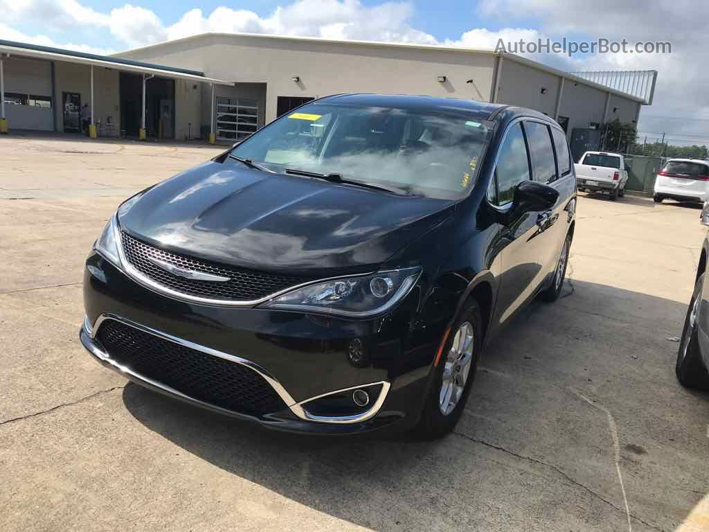 2020 Chrysler Pacifica Touring Unknown vin: 2C4RC1FG9LR136761