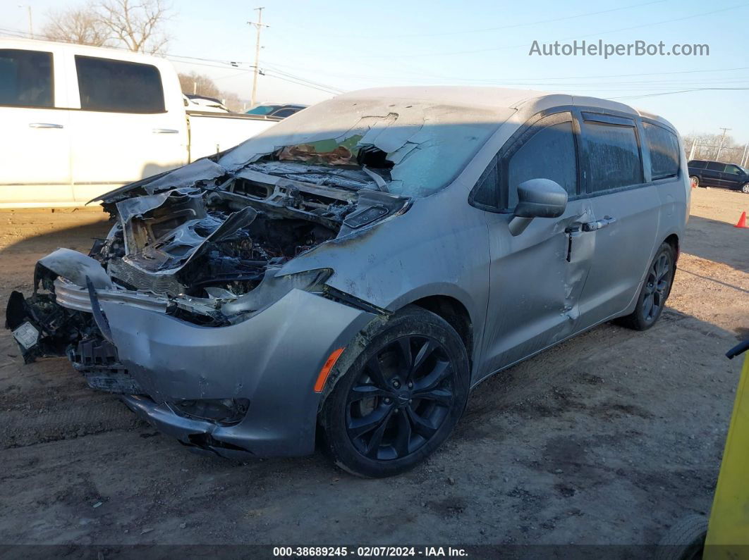 2020 Chrysler Pacifica Touring Серый vin: 2C4RC1FG9LR223821