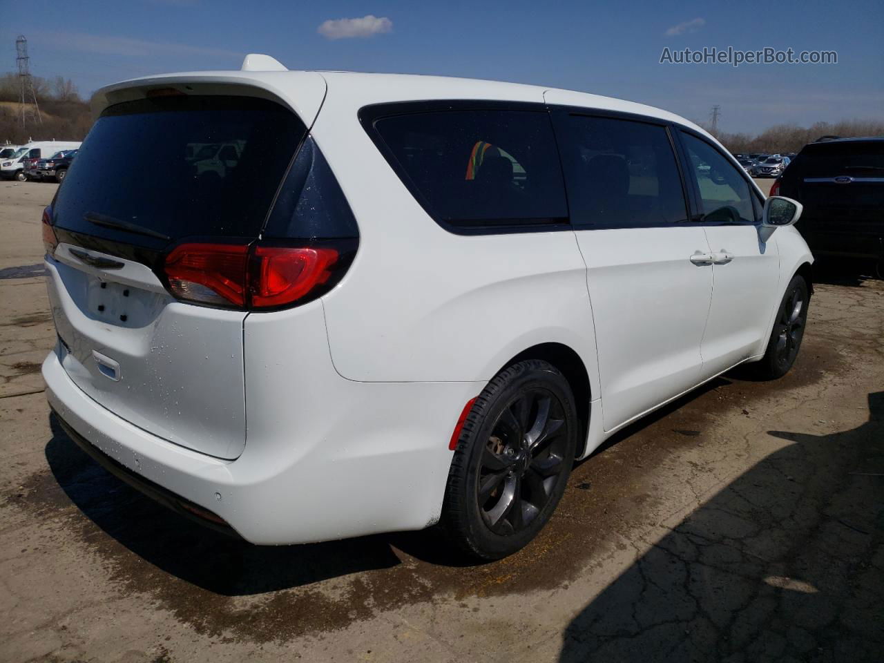 2020 Chrysler Pacifica Touring Белый vin: 2C4RC1FG9LR238058