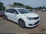 2017 Chrysler Pacifica Limited White vin: 2C4RC1GG1HR584031