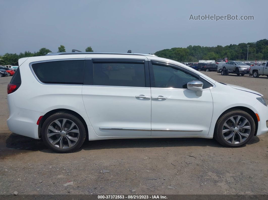 2017 Chrysler Pacifica Limited White vin: 2C4RC1GG1HR584031