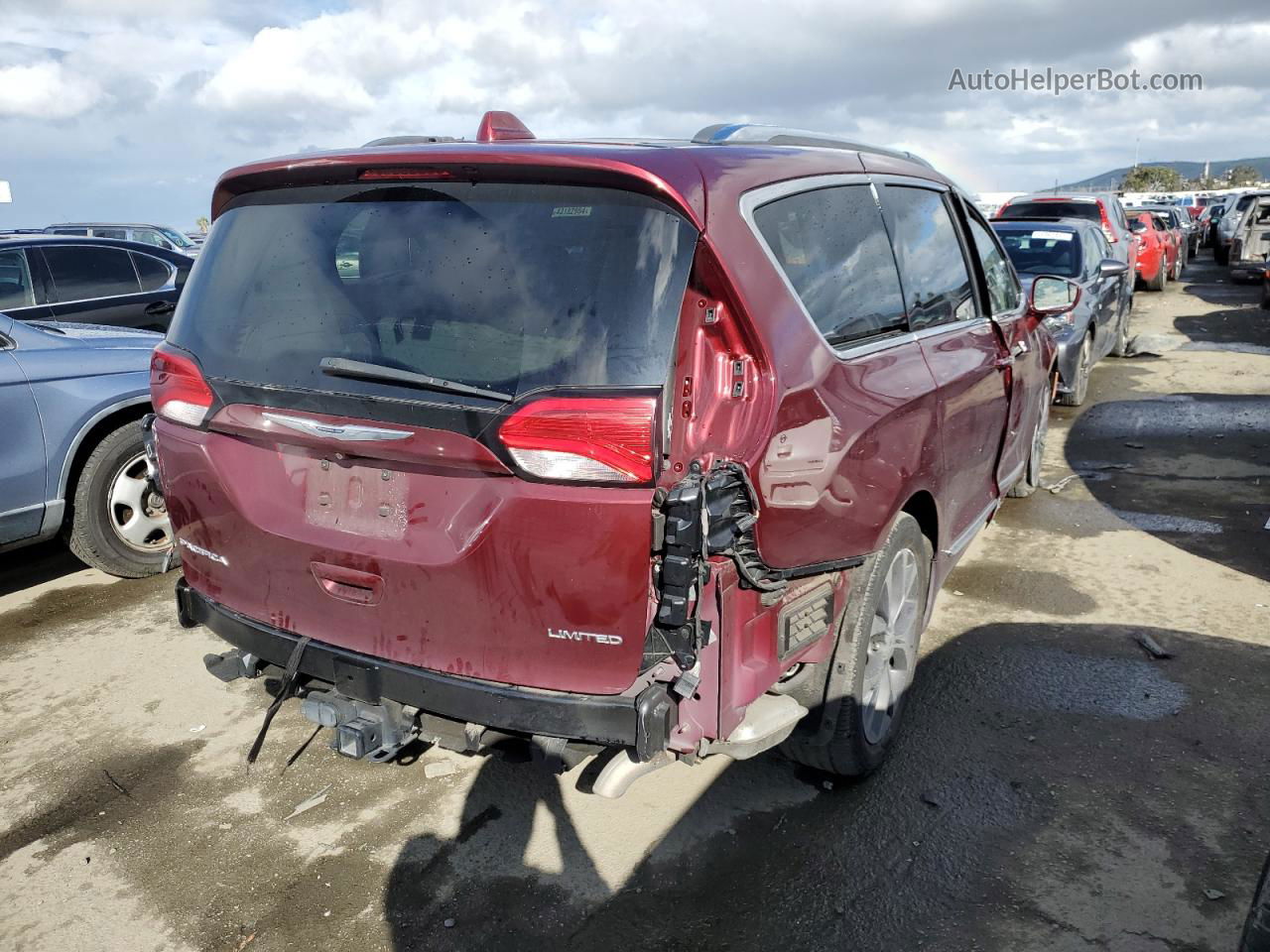 2017 Chrysler Pacifica Limited Burgundy vin: 2C4RC1GG1HR584062