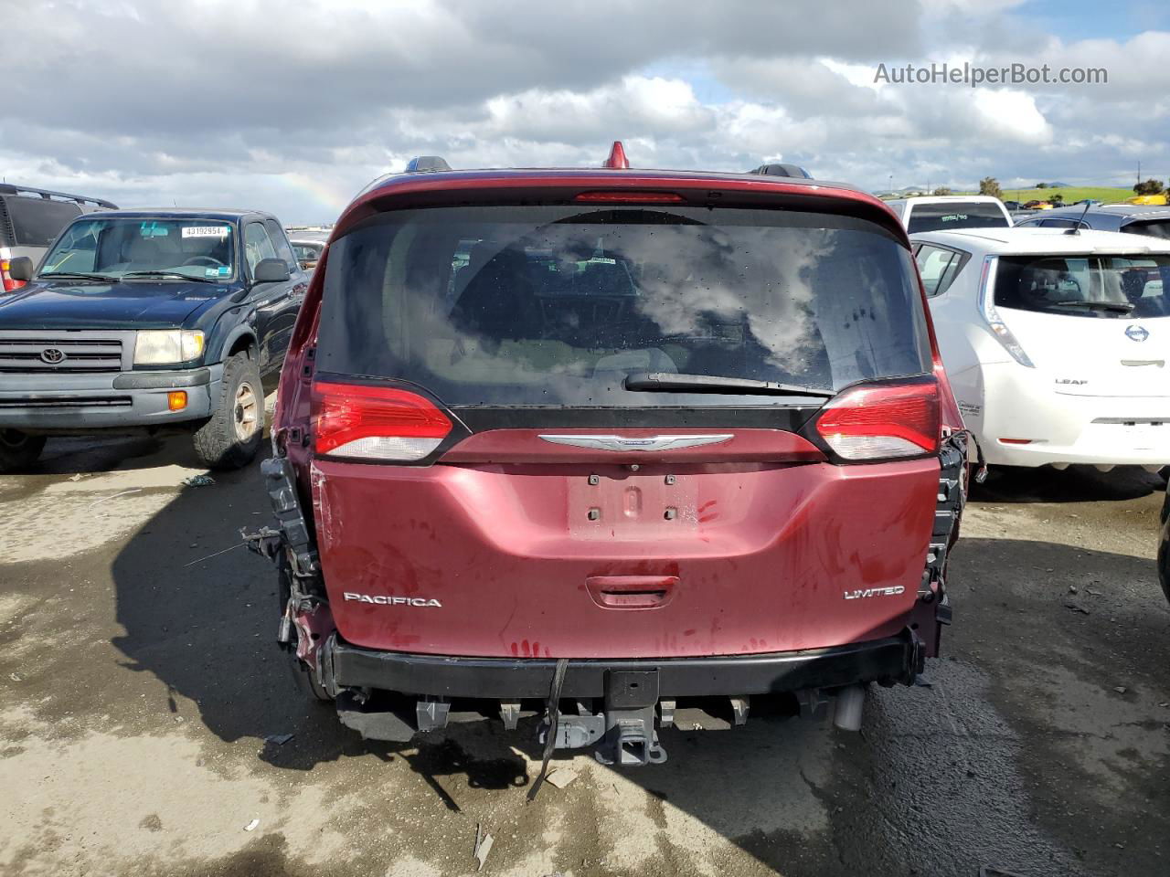 2017 Chrysler Pacifica Limited Burgundy vin: 2C4RC1GG1HR584062