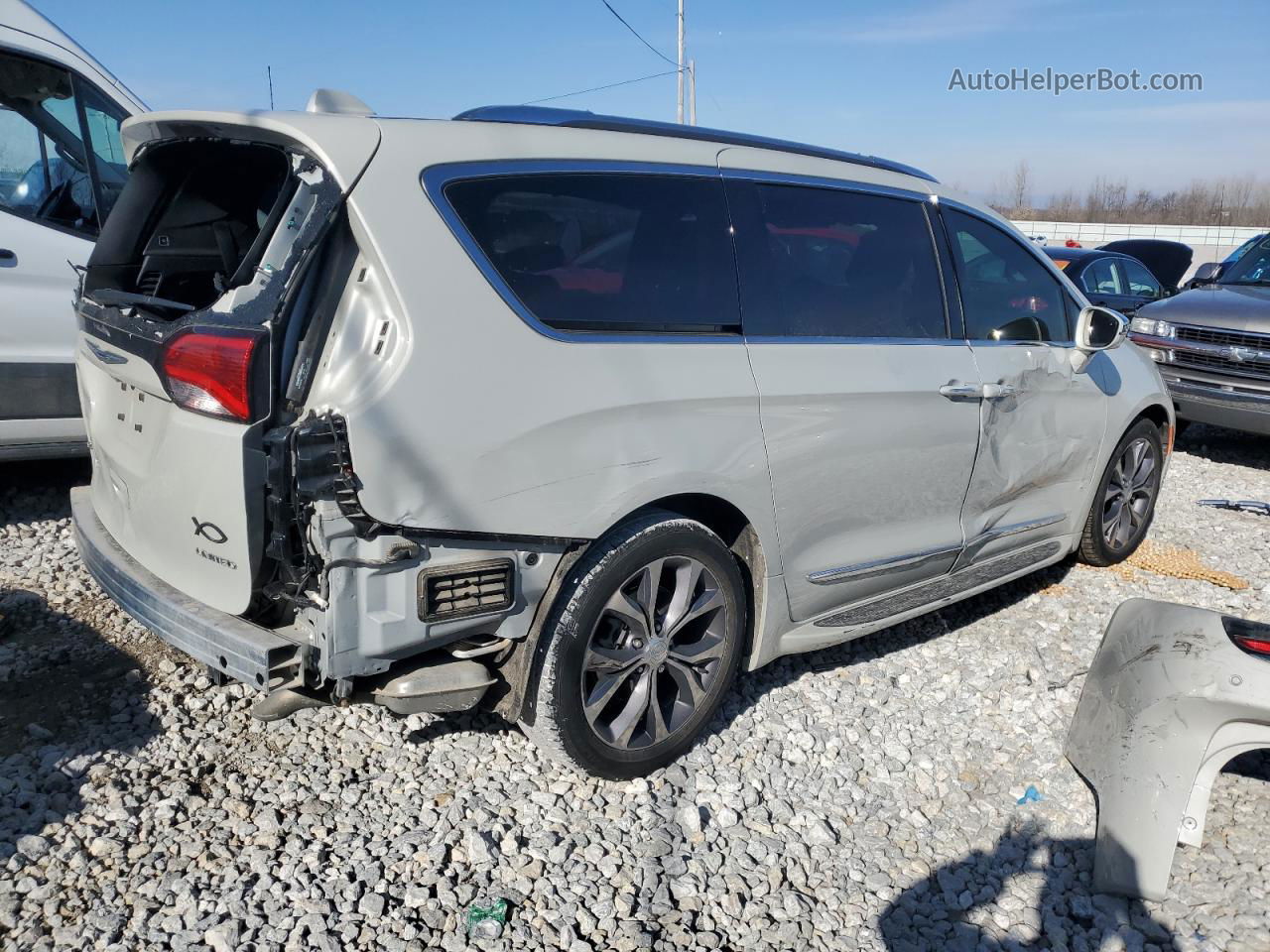 2020 Chrysler Pacifica Limited Gray vin: 2C4RC1GG2LR262930