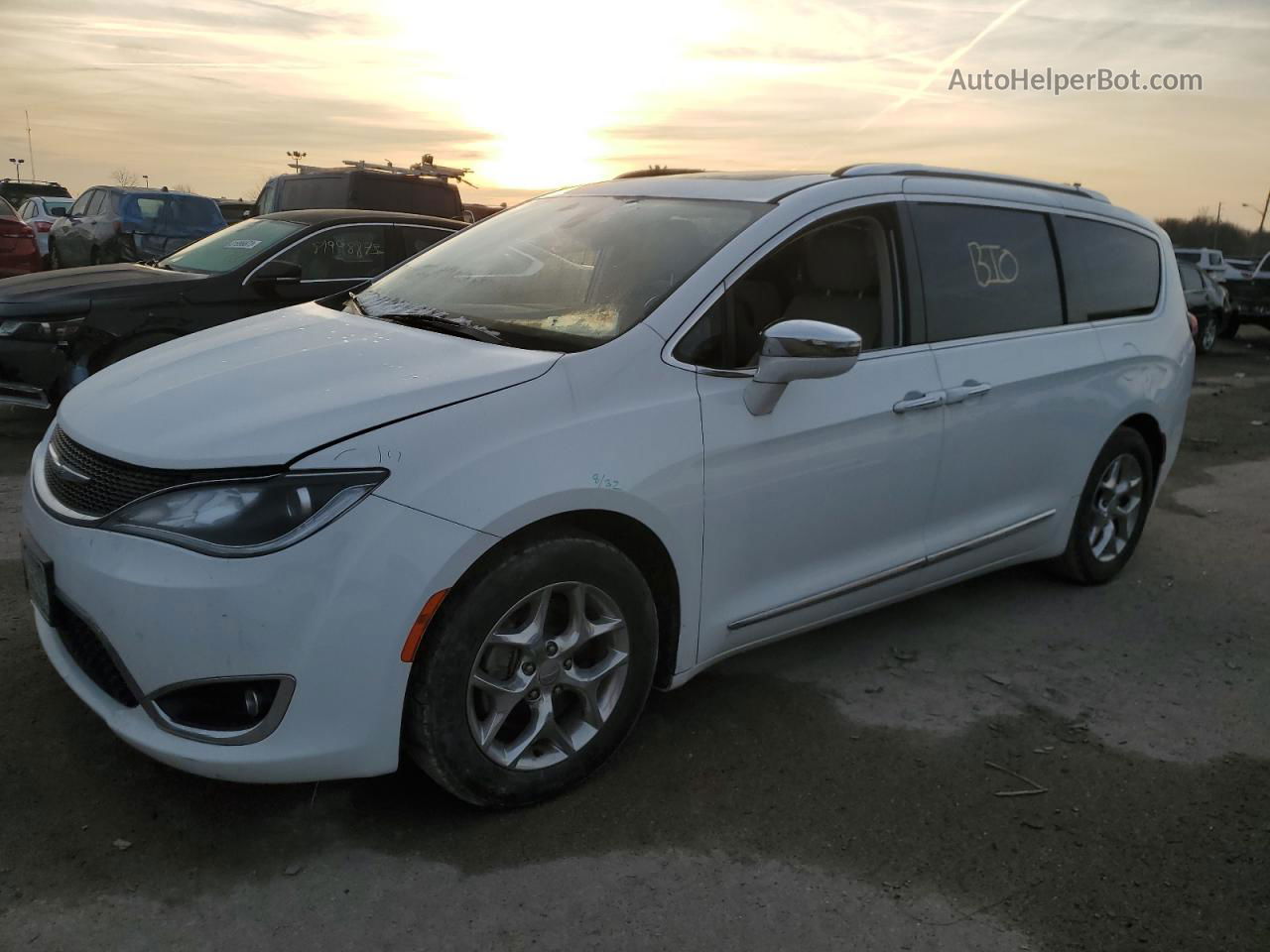 2017 Chrysler Pacifica Limited Белый vin: 2C4RC1GG5HR528805