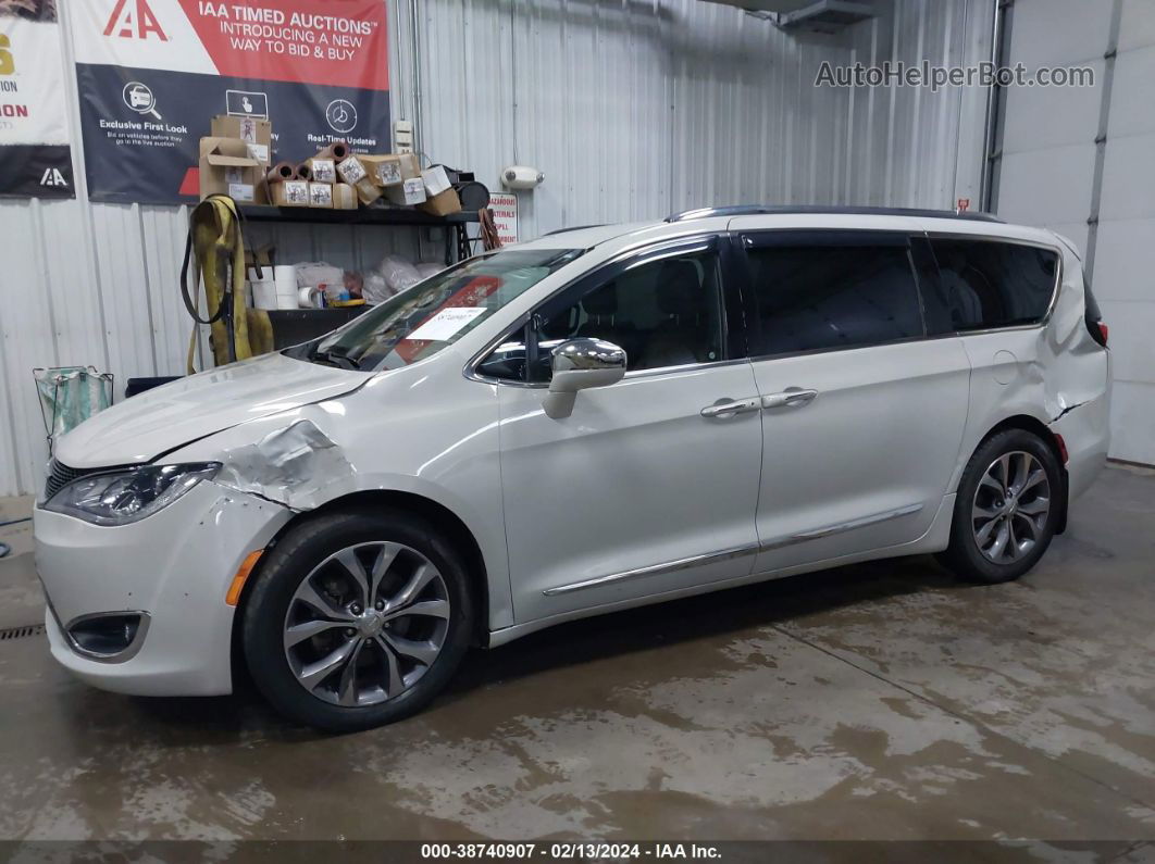 2017 Chrysler Pacifica Limited Beige vin: 2C4RC1GG5HR591564