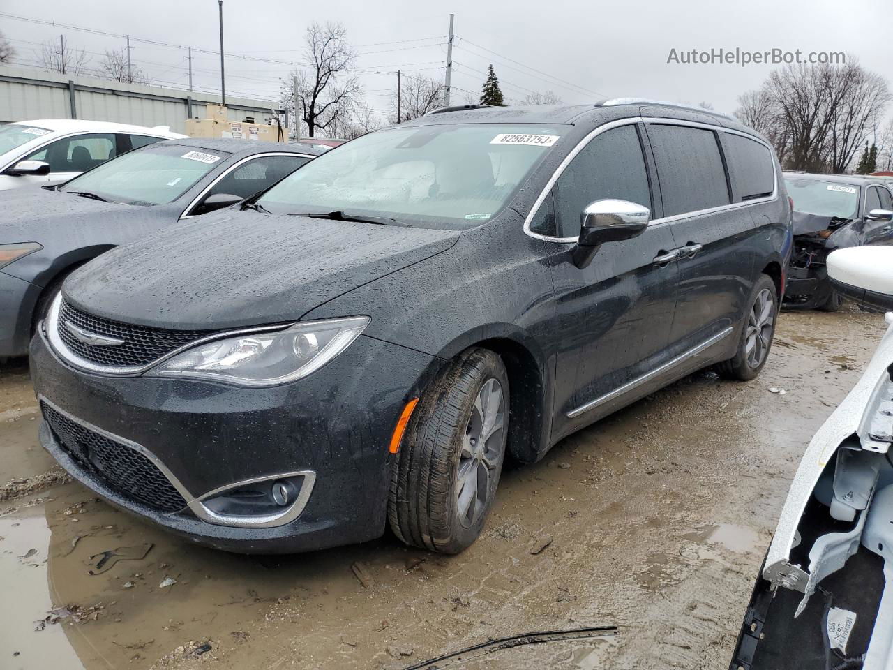 2017 Chrysler Pacifica Limited Black vin: 2C4RC1GG5HR777959