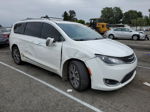 2017 Chrysler Pacifica Limited White vin: 2C4RC1GG6HR561294