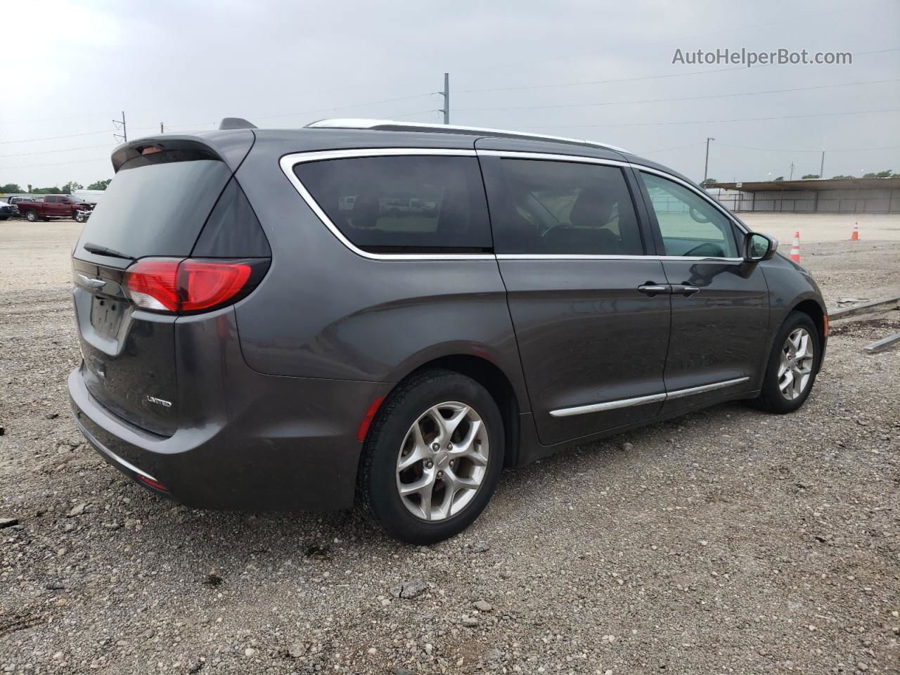 2017 Chrysler Pacifica Limited Gray vin: 2C4RC1GG6HR722954