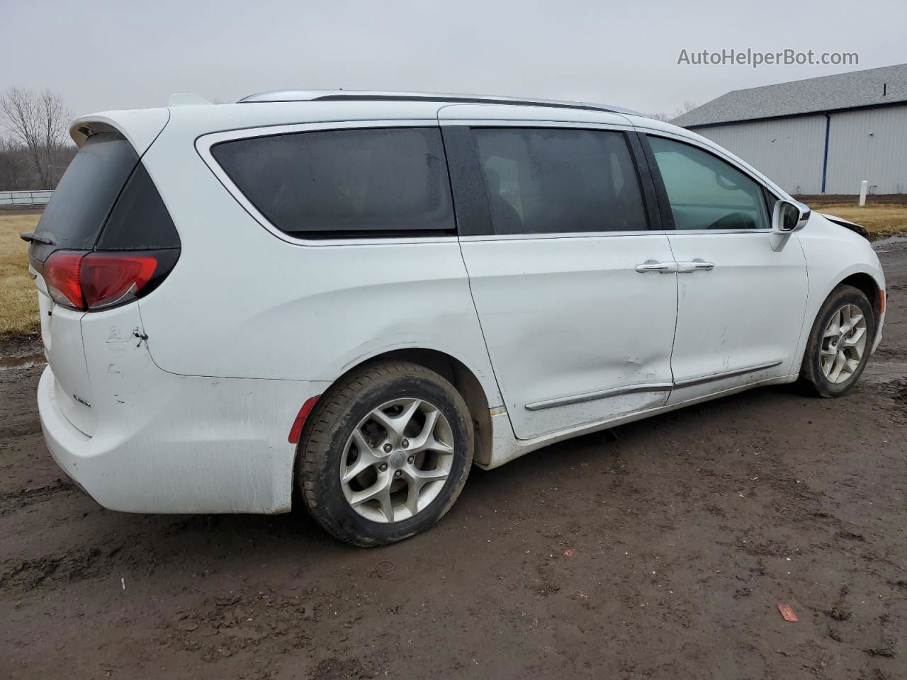 2020 Chrysler Pacifica Limited White vin: 2C4RC1GG6LR272019