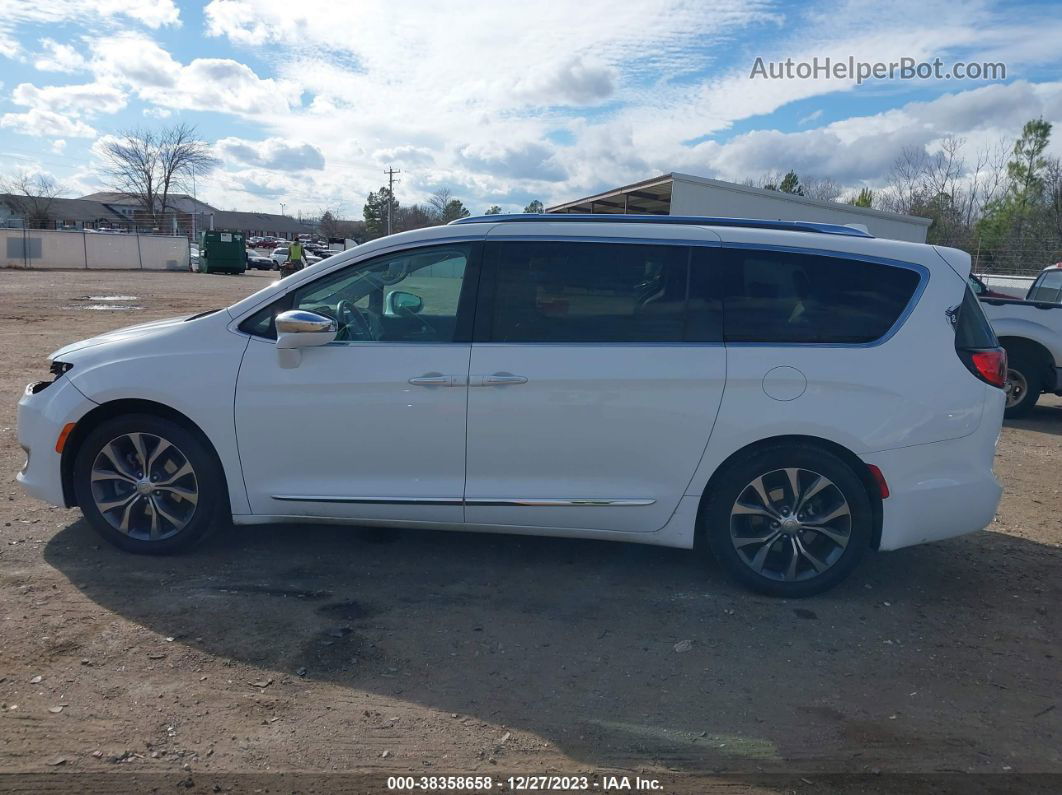 2017 Chrysler Pacifica Limited White vin: 2C4RC1GG7HR505123