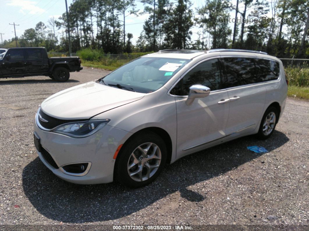 2017 Chrysler Pacifica Limited White vin: 2C4RC1GG7HR578444