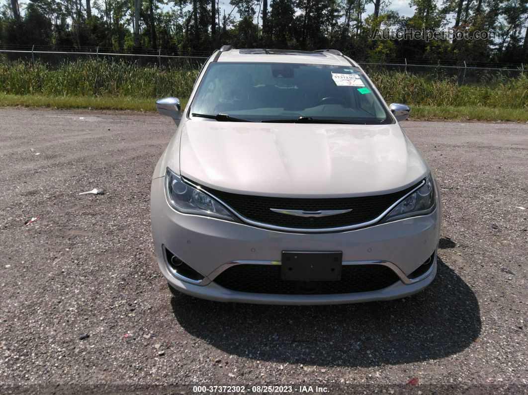 2017 Chrysler Pacifica Limited White vin: 2C4RC1GG7HR578444