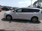 2017 Chrysler Pacifica Limited White vin: 2C4RC1GG7HR578444