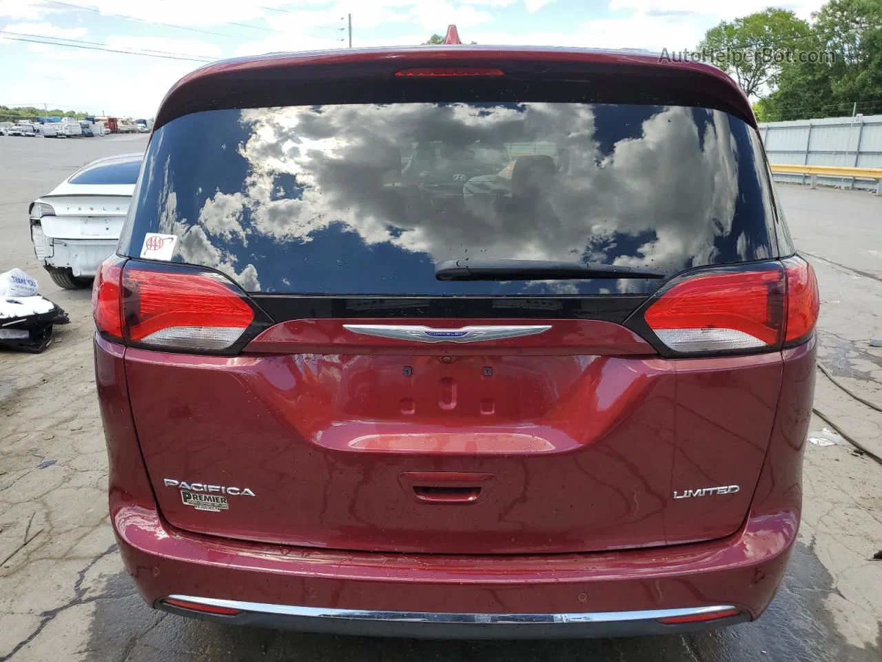 2020 Chrysler Pacifica Limited Бордовый vin: 2C4RC1GG8LR112546