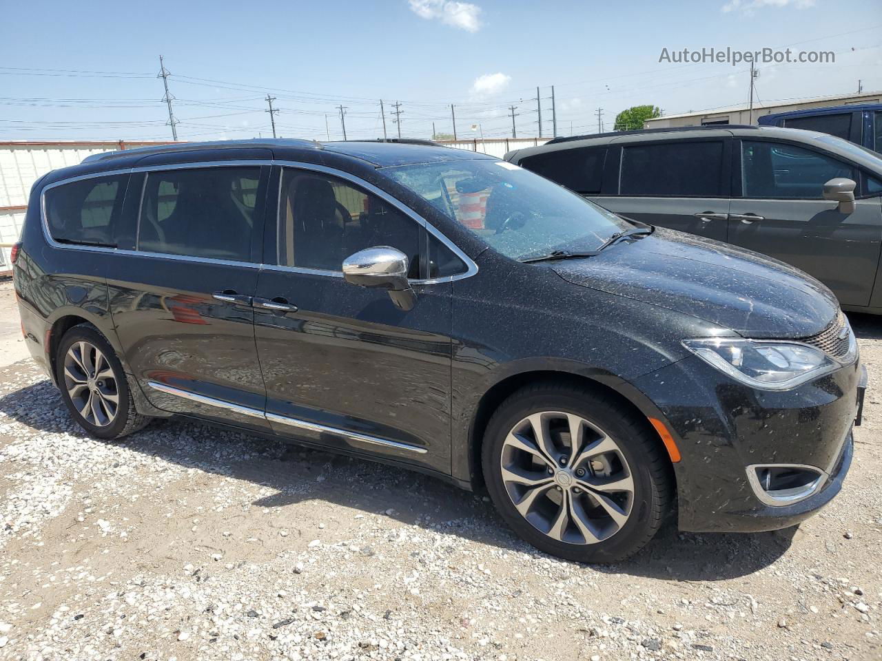 2017 Chrysler Pacifica Limited Black vin: 2C4RC1GG9HR770013