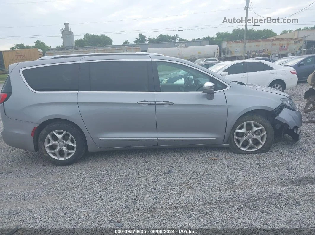 2020 Chrysler Pacifica Limited Silver vin: 2C4RC1GG9LR192035