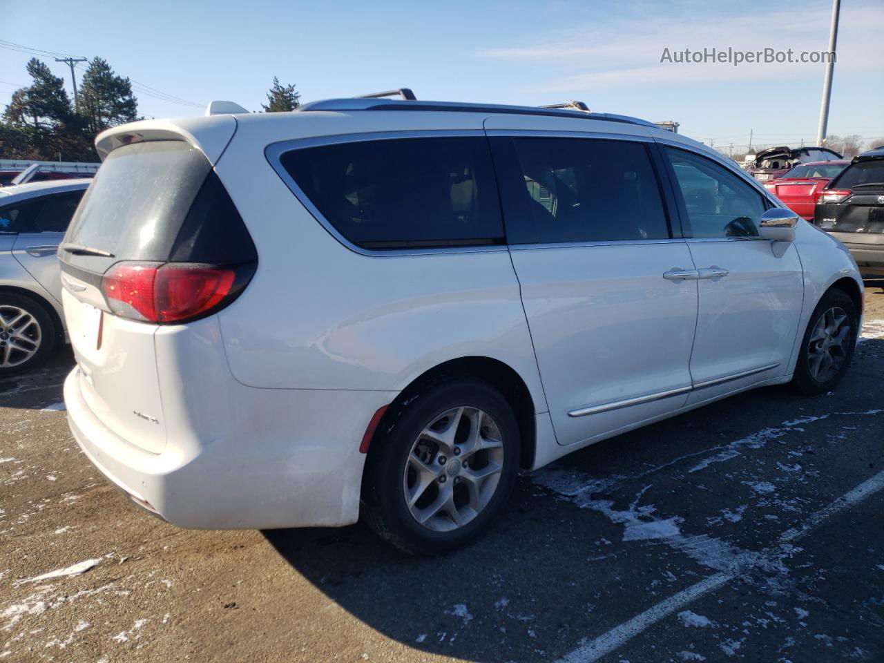 2020 Chrysler Pacifica Limited White vin: 2C4RC1GG9LR272242