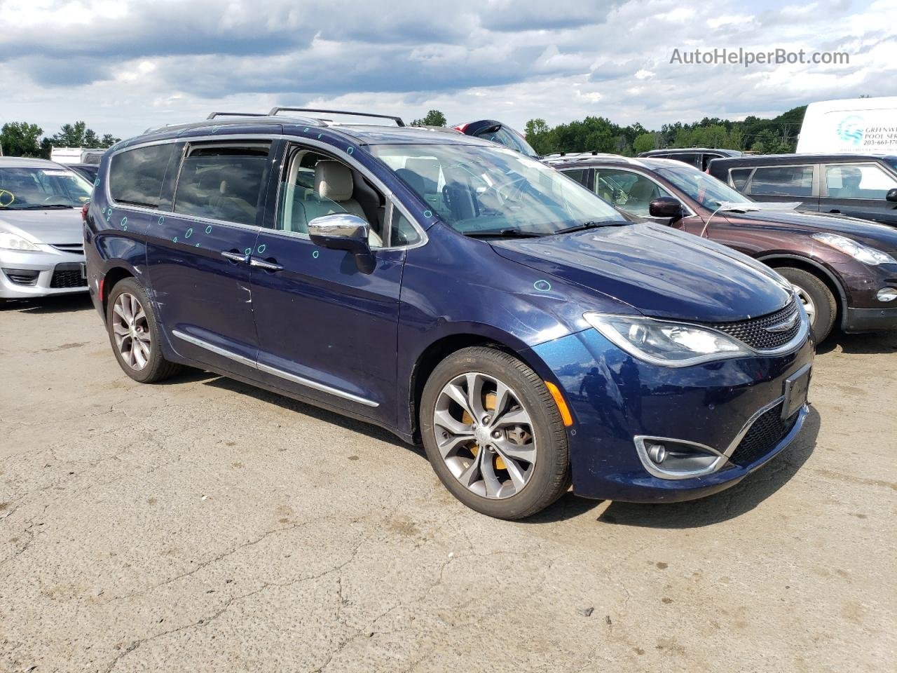 2017 Chrysler Pacifica Limited Blue vin: 2C4RC1GGXHR659017