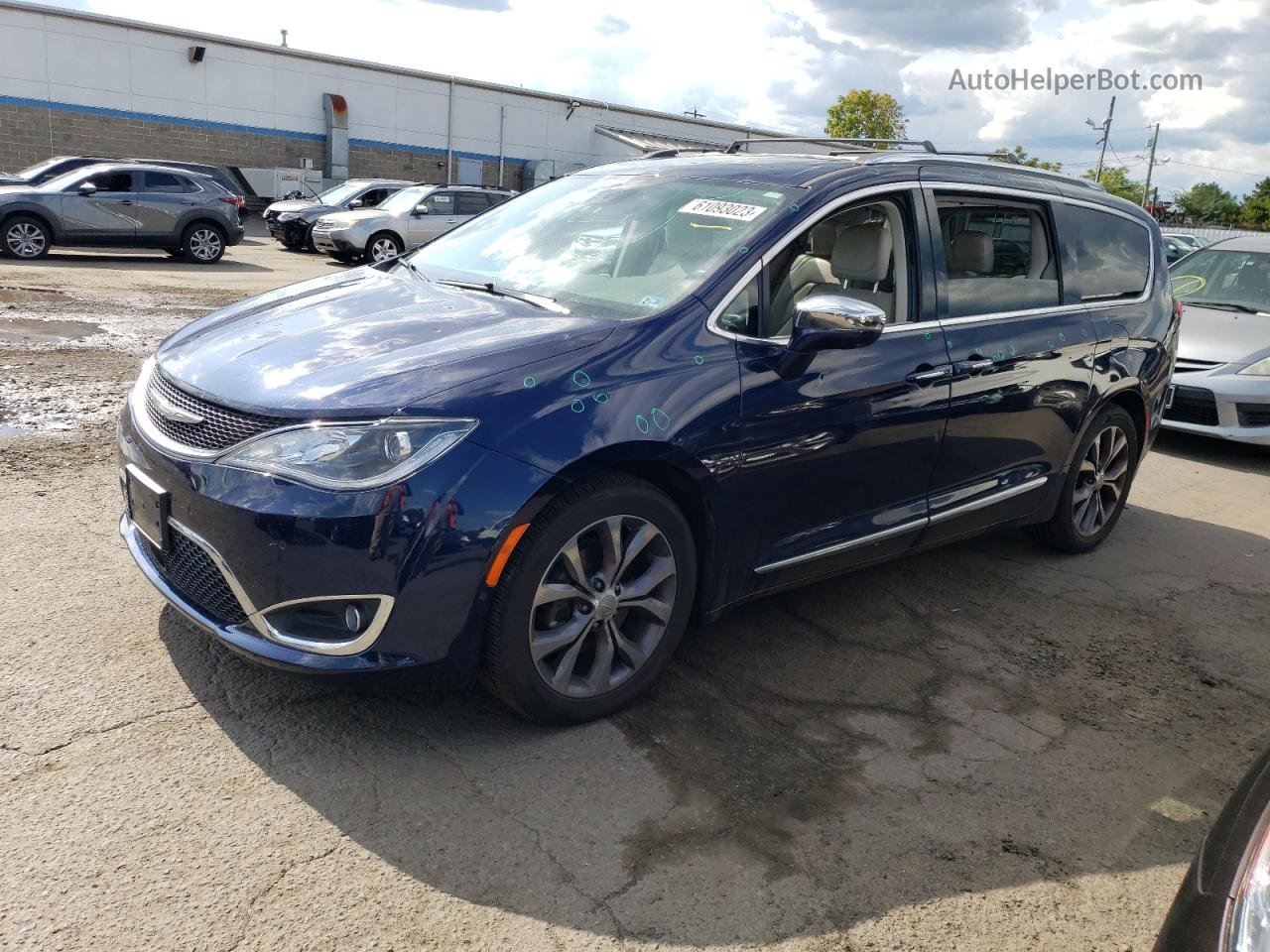 2017 Chrysler Pacifica Limited Blue vin: 2C4RC1GGXHR659017
