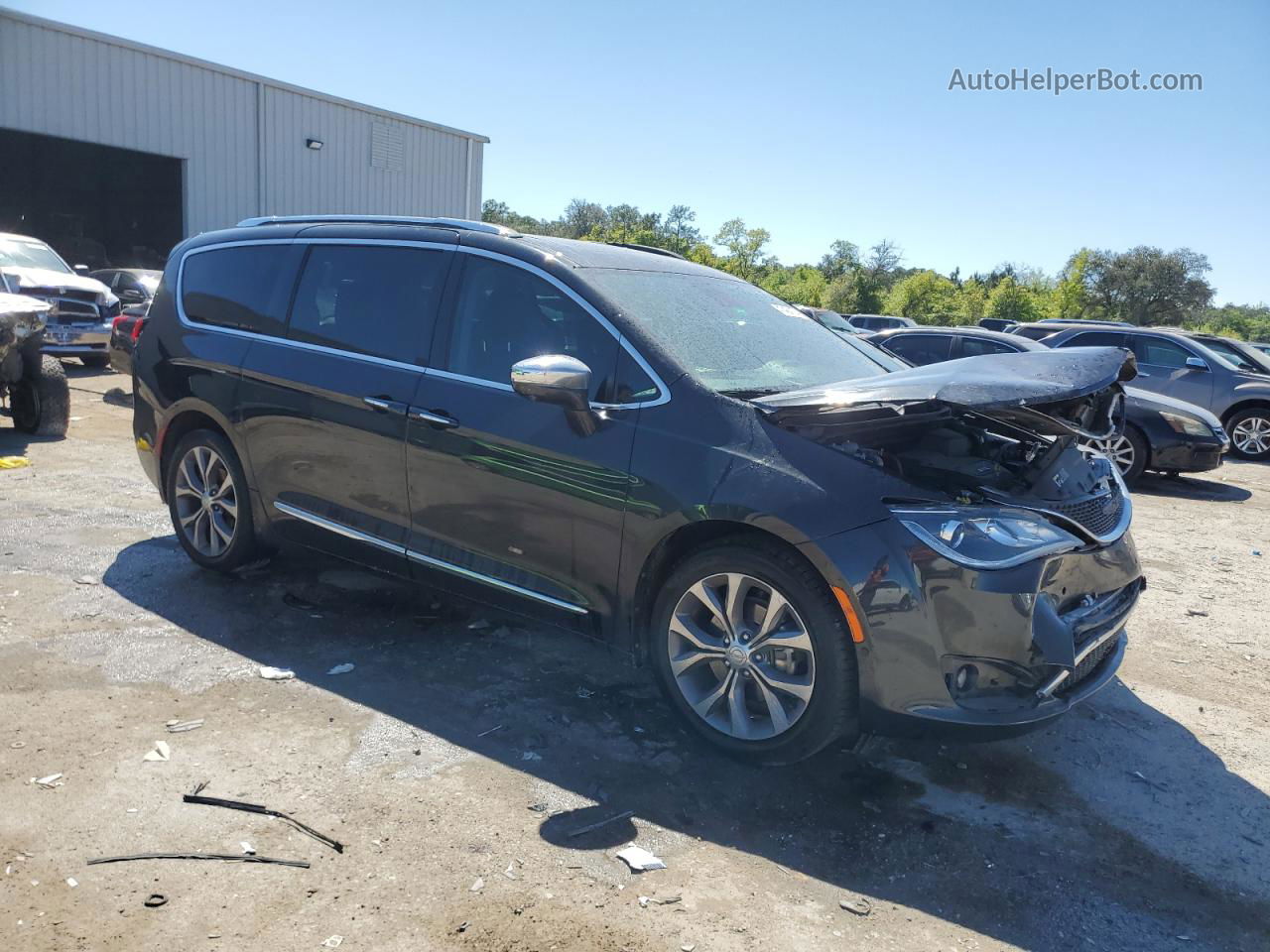 2017 Chrysler Pacifica Limited Black vin: 2C4RC1GGXHR770845