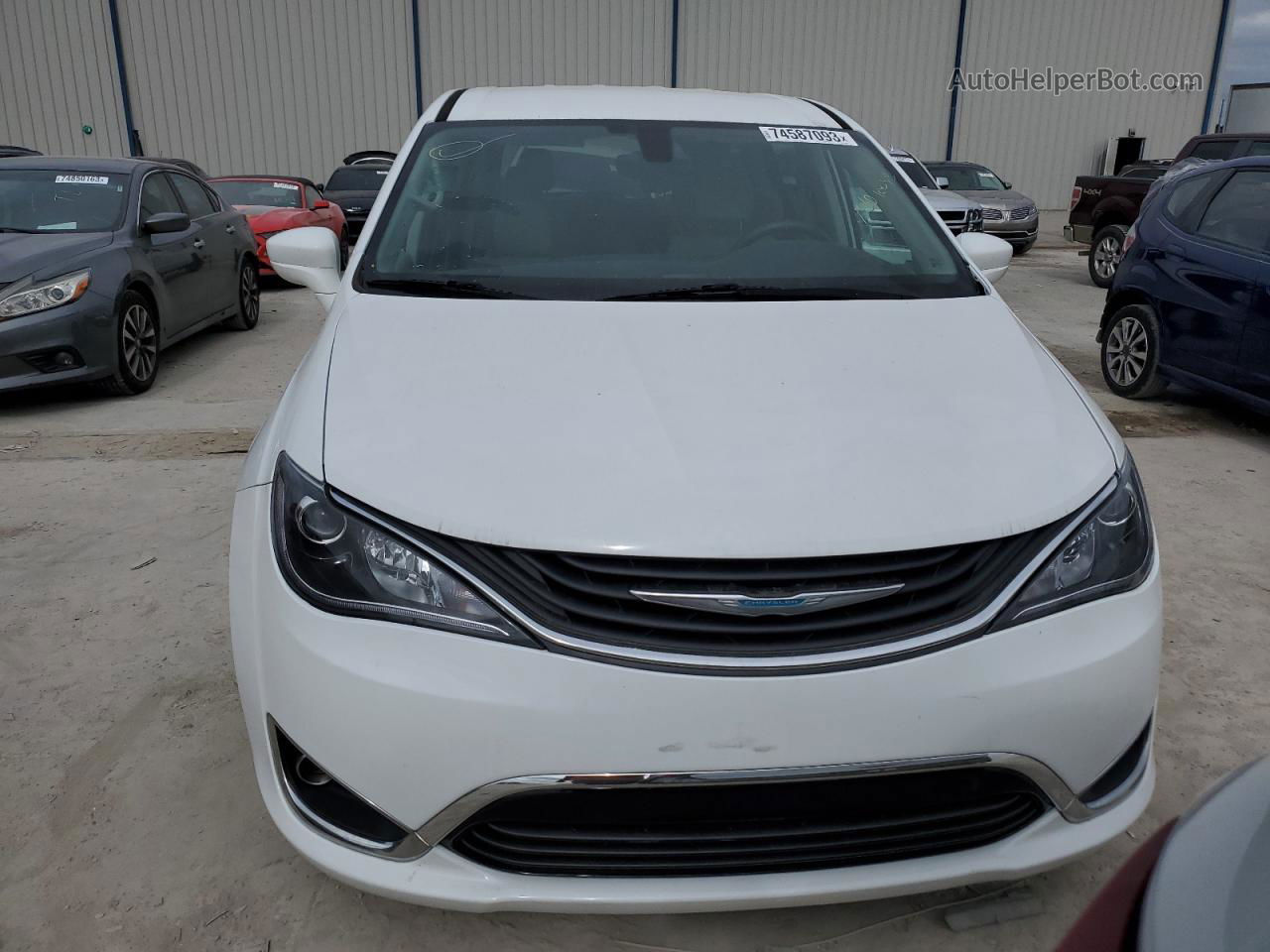 2017 Chrysler Pacifica Ehybrid Touring White vin: 2C4RC1H75HR797465