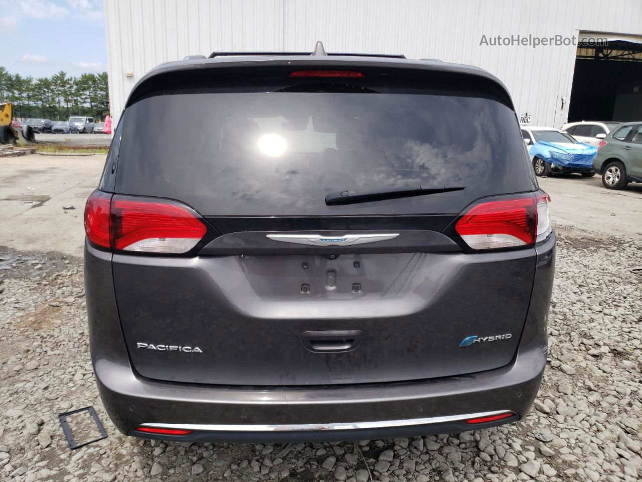 2017 Chrysler Pacifica Ehybrid Platinum Charcoal vin: 2C4RC1N70HR684852