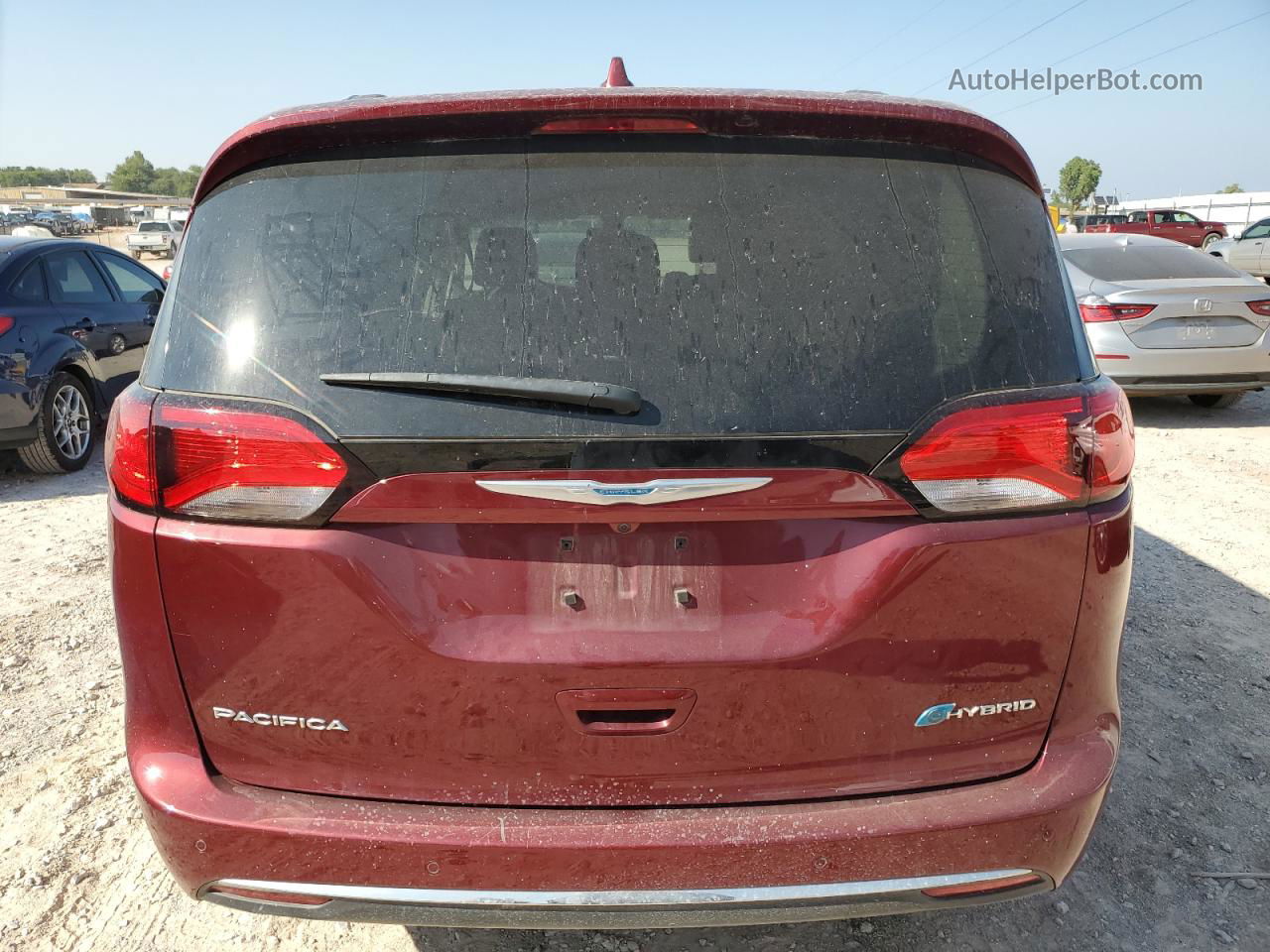 2020 Chrysler Pacifica Hybrid Limited Burgundy vin: 2C4RC1N71LR288048