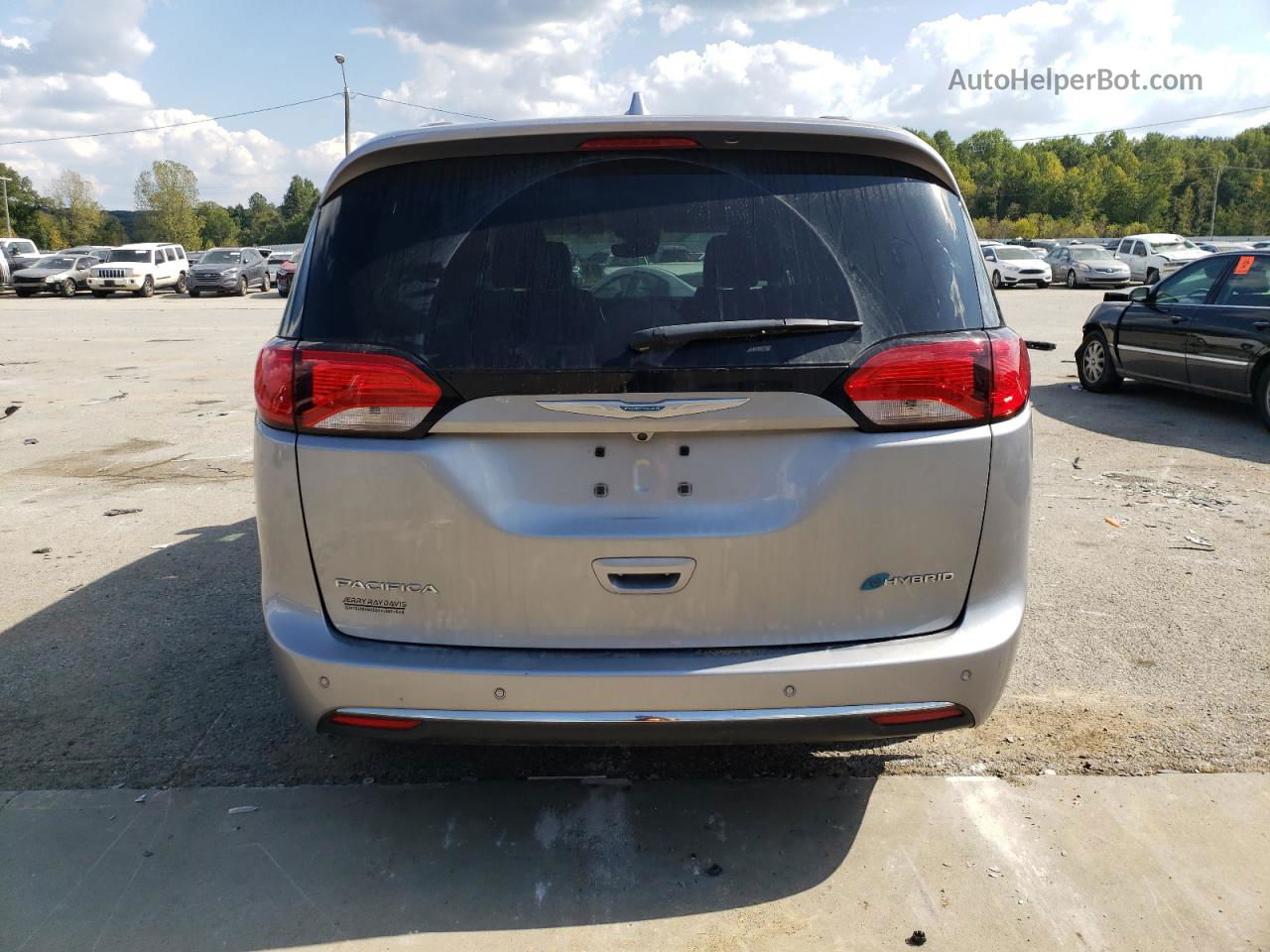 2020 Chrysler Pacifica Hybrid Limited Silver vin: 2C4RC1N78LR282473