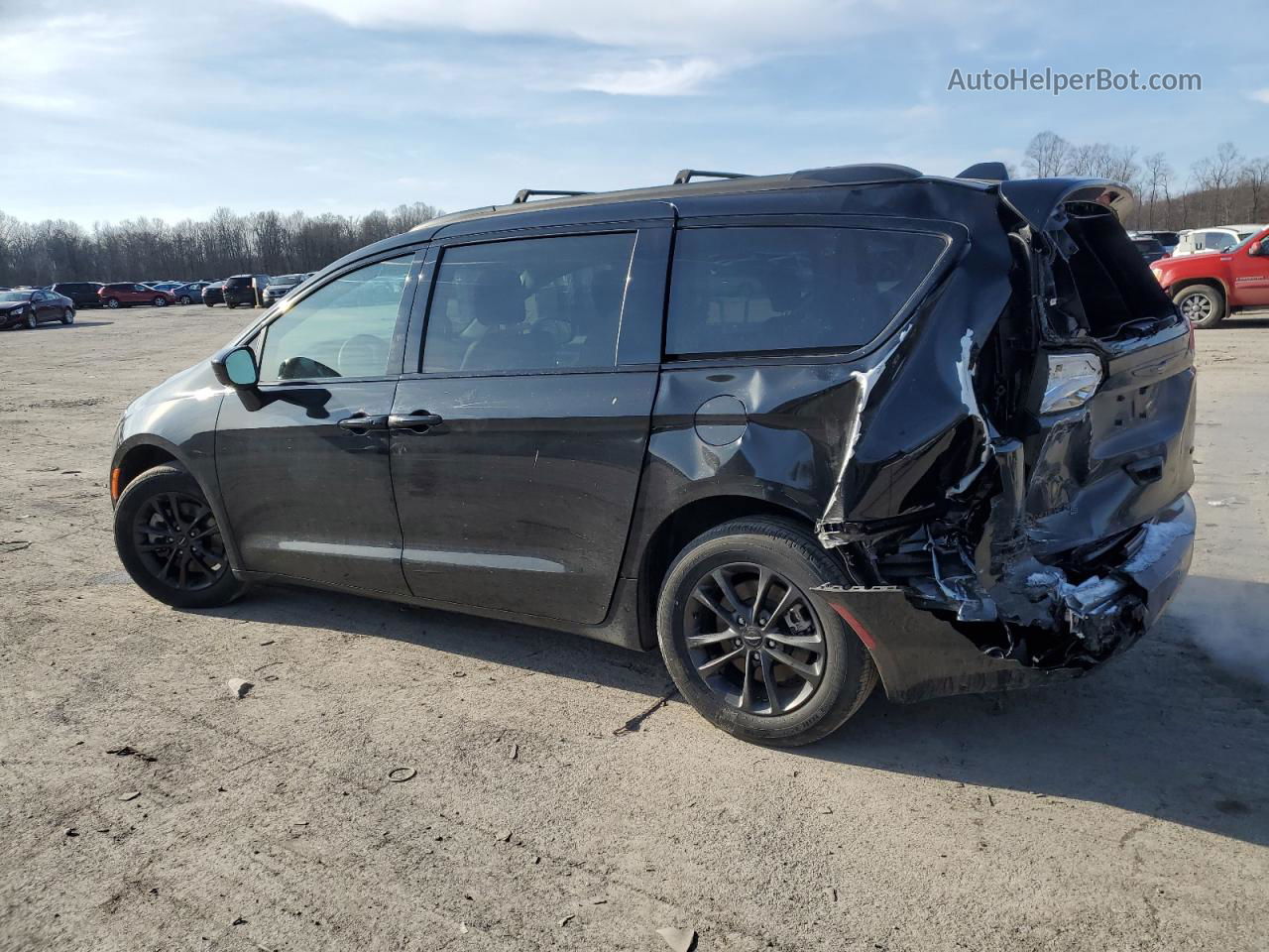 2020 Chrysler Pacifica Touring L Черный vin: 2C4RC3BG5LR270734