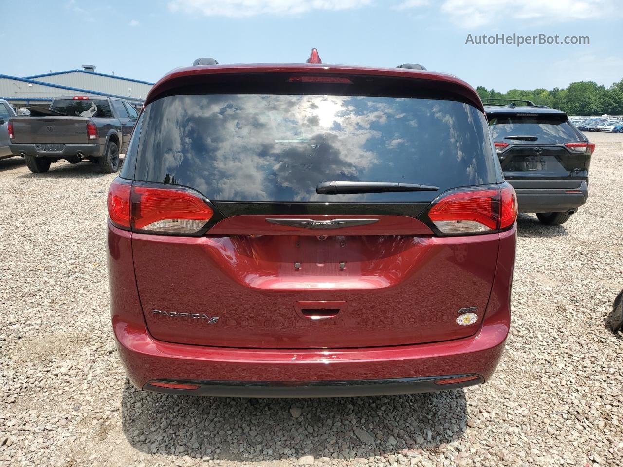 2020 Chrysler Pacifica Touring L Burgundy vin: 2C4RC3BG9LR261695