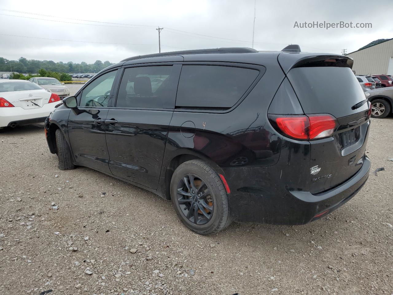 2020 Chrysler Pacifica Touring L Черный vin: 2C4RC3BG9LR289853