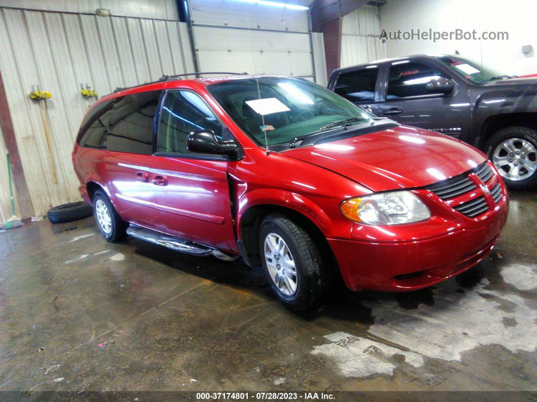 2005 Dodge Grand Caravan   Красный vin: 2D4GP24R65R339957