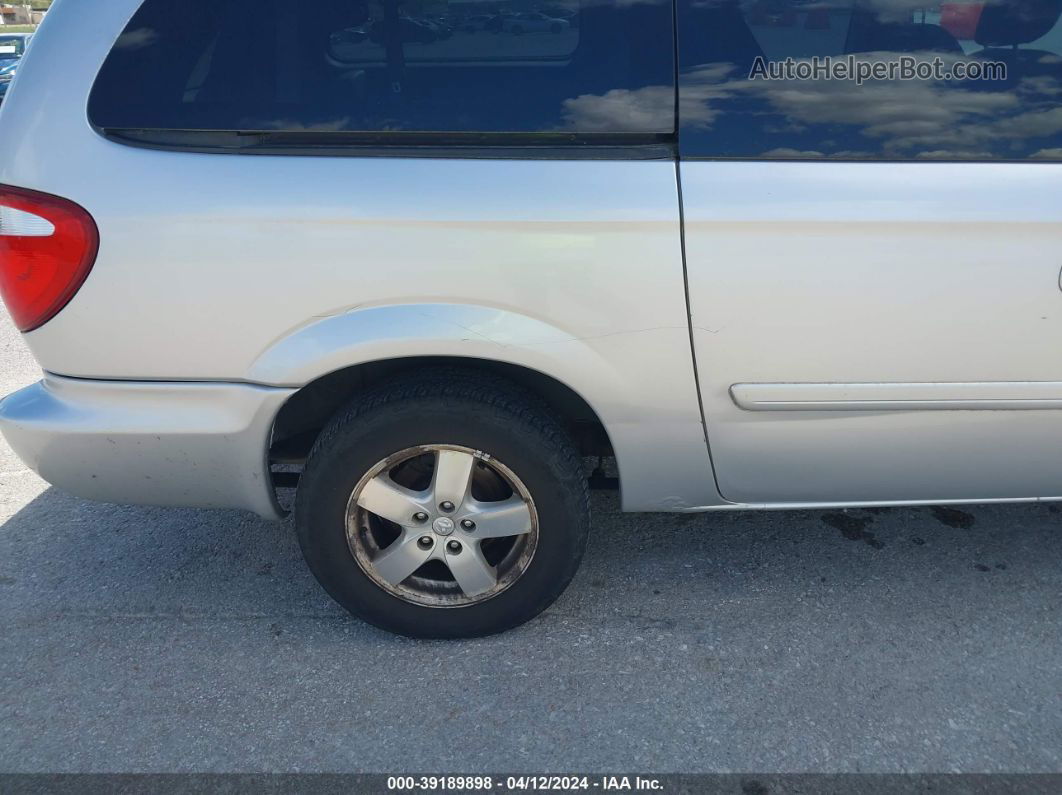 2005 Dodge Grand Caravan Sxt Silver vin: 2D4GP44L45R580908