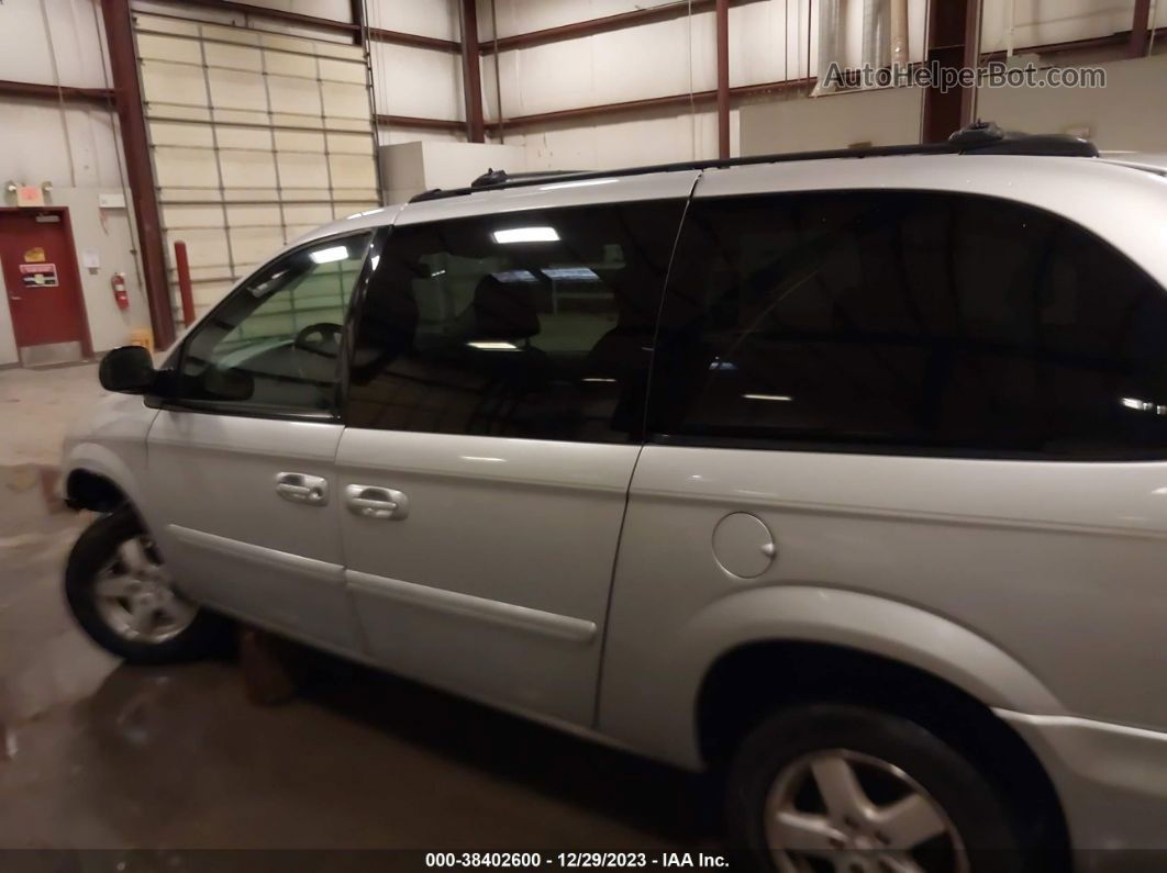 2005 Dodge Grand Caravan Sxt Silver vin: 2D4GP44L65R218675