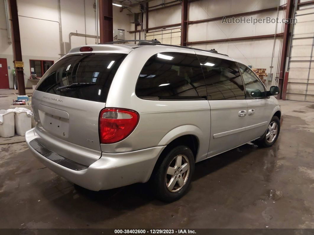 2005 Dodge Grand Caravan Sxt Silver vin: 2D4GP44L65R218675