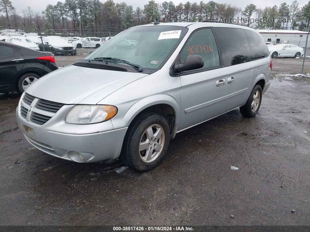 2005 Dodge Grand Caravan Sxt Серебряный vin: 2D4GP44L65R414843