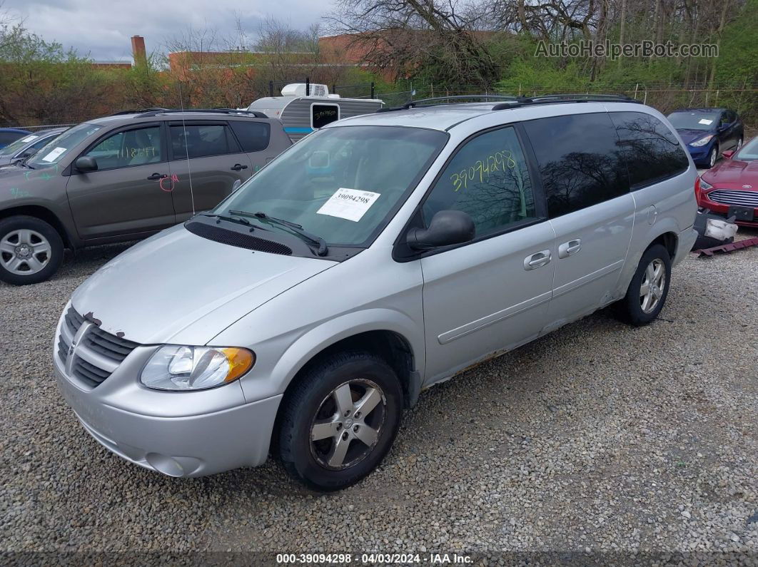 2005 Dodge Grand Caravan Sxt Silver vin: 2D4GP44L85R208827