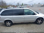 2005 Dodge Grand Caravan Sxt Silver vin: 2D4GP44L85R208827