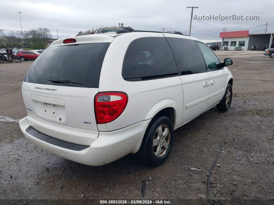 2005 Dodge Grand Caravan Sxt Белый vin: 2D4GP44LX5R490307