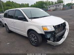 2010 Dodge Grand Caravan Se White vin: 2D4RN4DE1AR303160