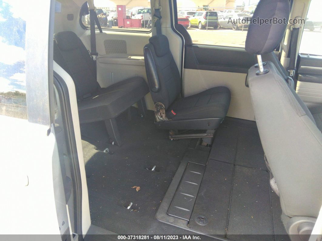 2010 Dodge Grand Caravan Se Silver vin: 2D4RN4DE4AR134168