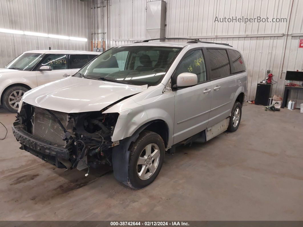 2010 Dodge Grand Caravan Sxt Серебряный vin: 2D4RN5D10AR100358